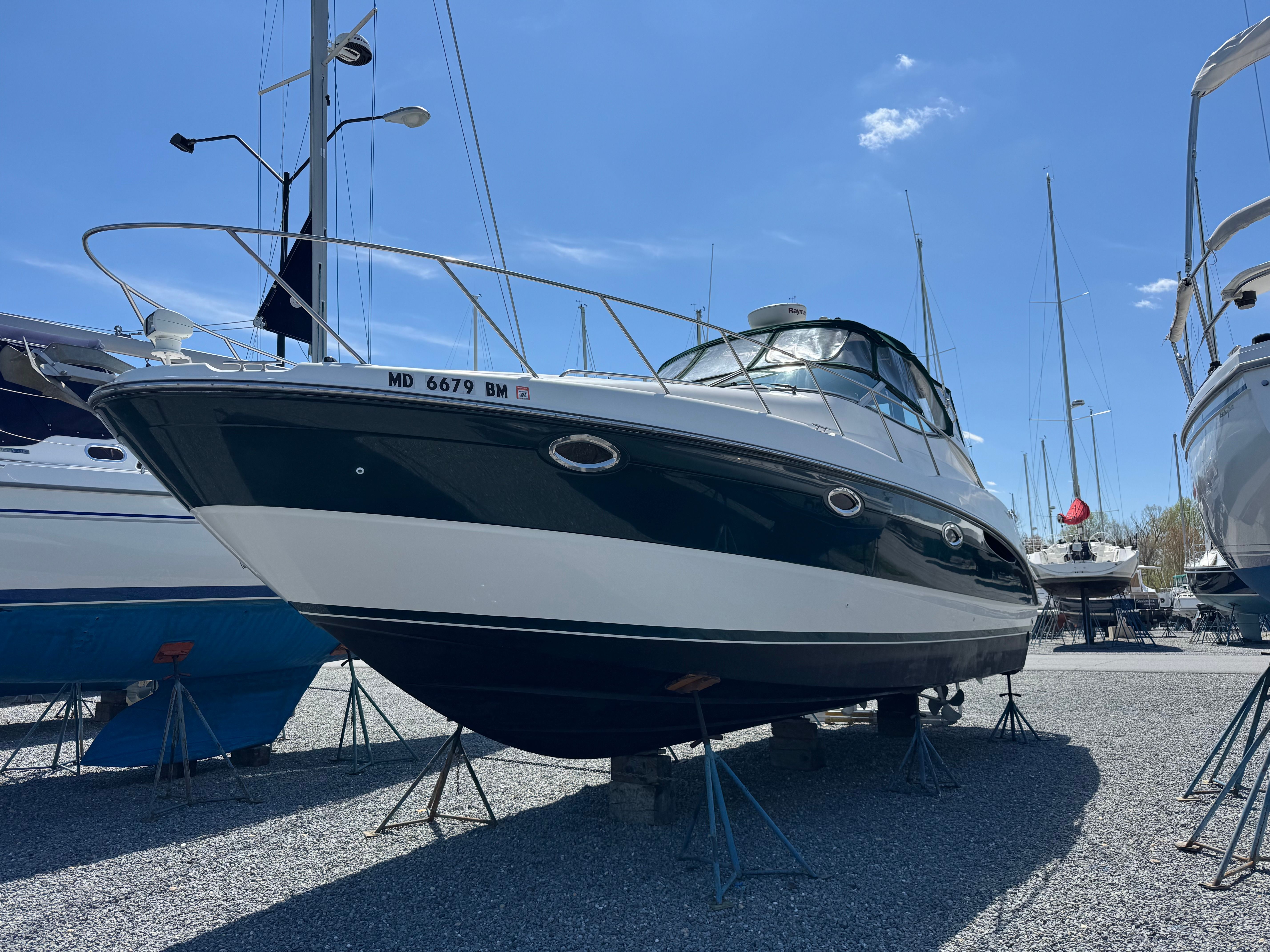 2001 Maxum 3500 SCR