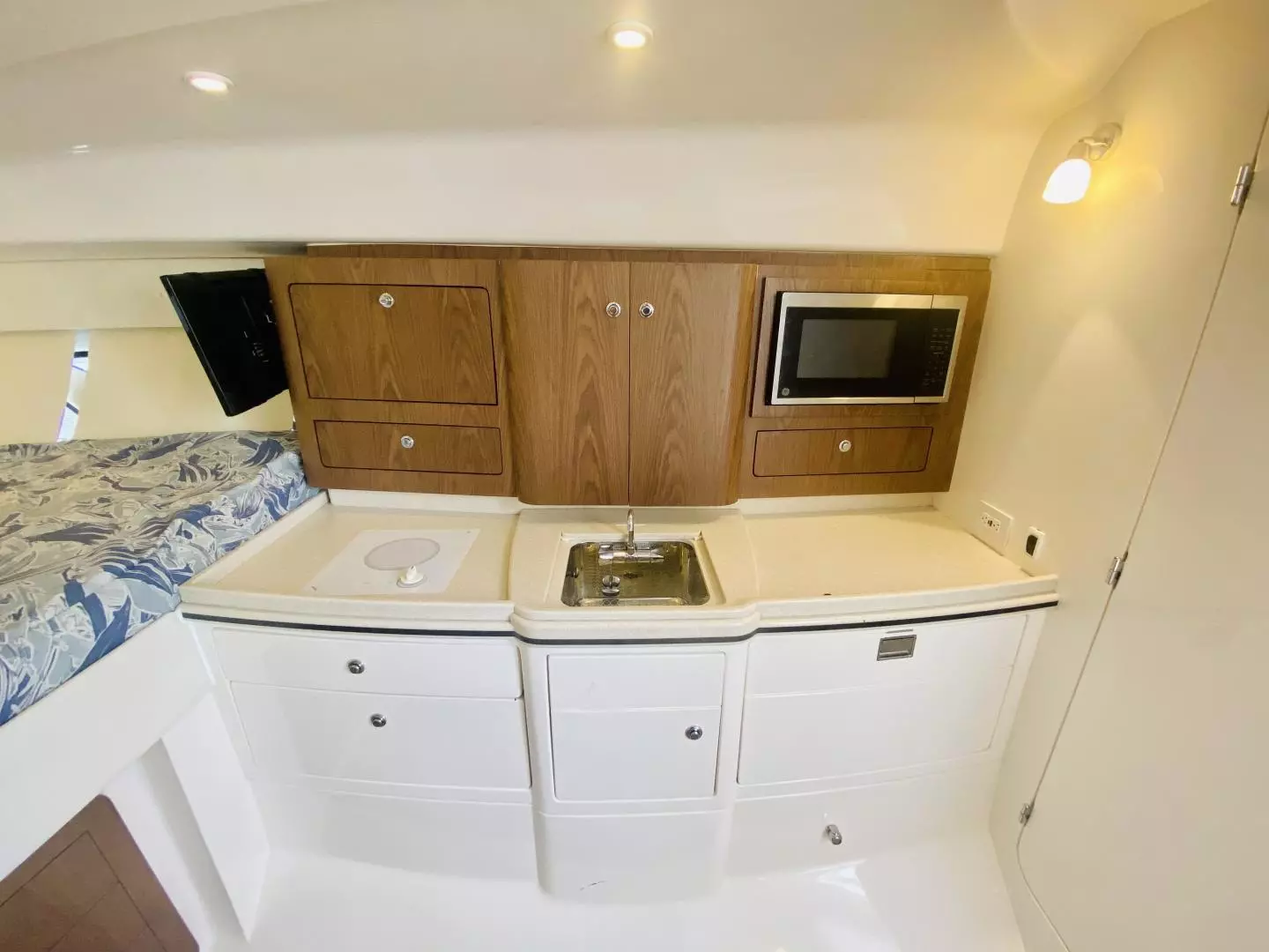 2008 Intrepid 390 Sport Yacht - Image 54