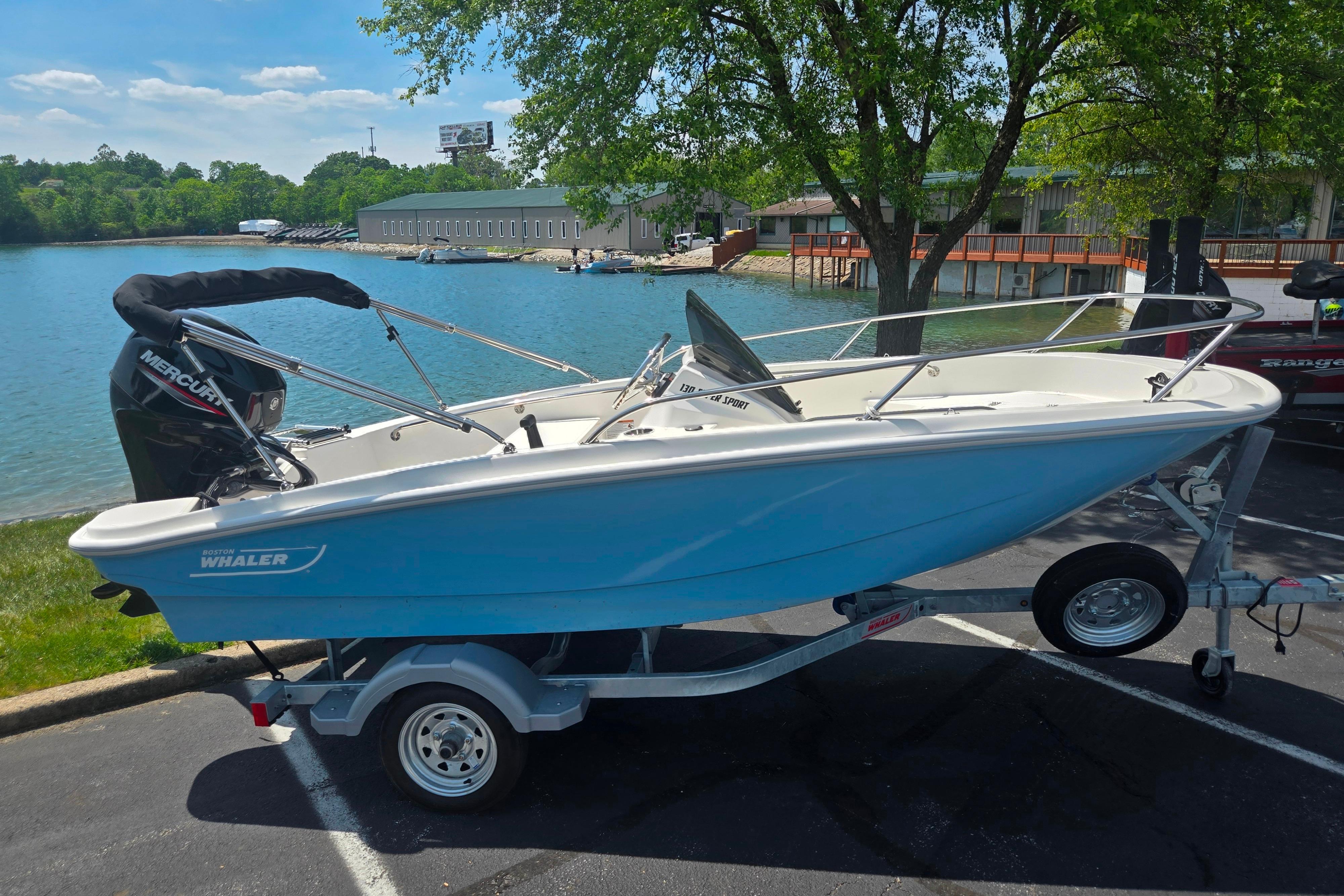 2025 Boston Whaler 130 Super Sport