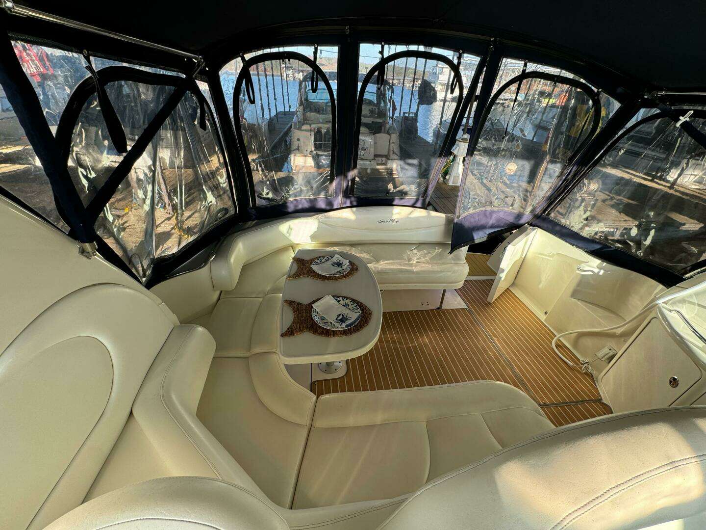 2004 Sea Ray 380 Sundancer - Image 18