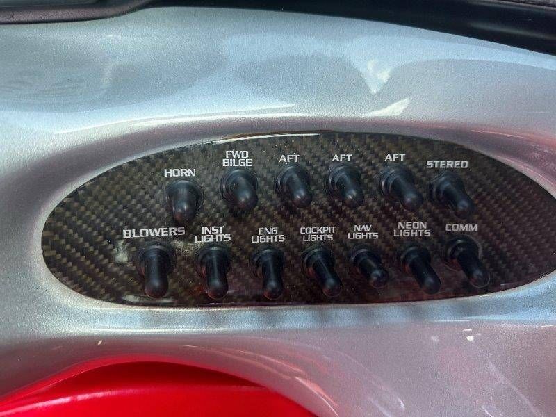 2007 Outerlimits 51 GTX - 43