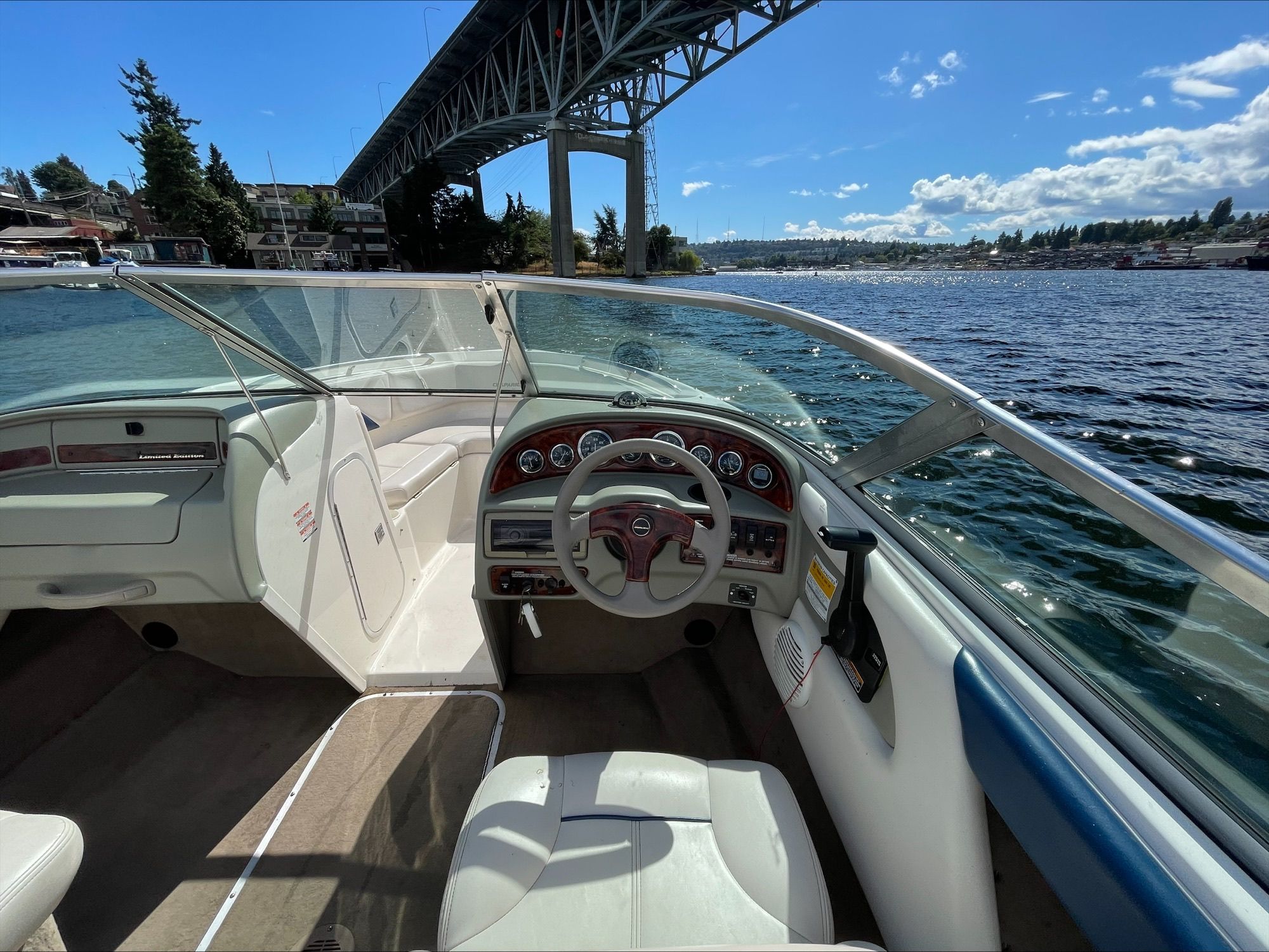 1998 Chaparral 2130 SS - 15