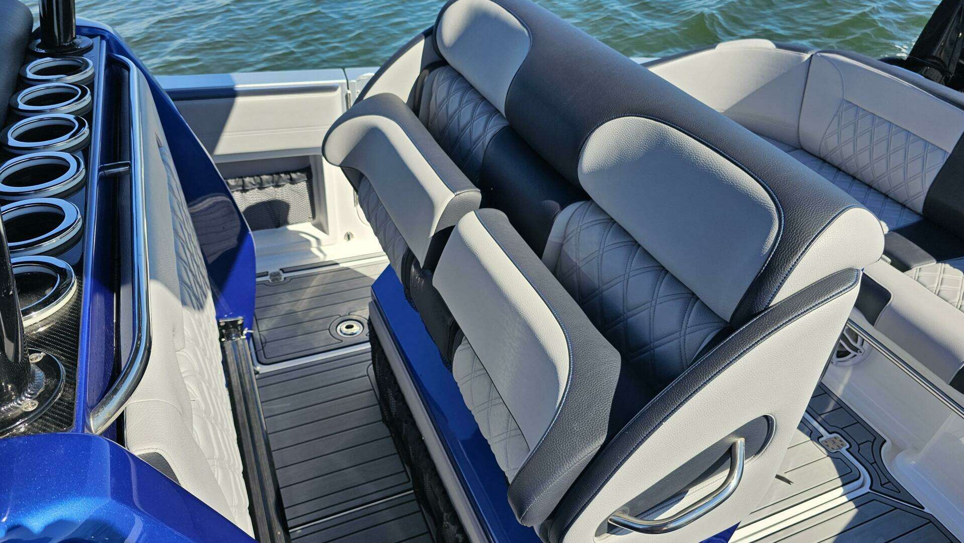 2024 Nor-Tech 390 Sport Center Console - Image 23