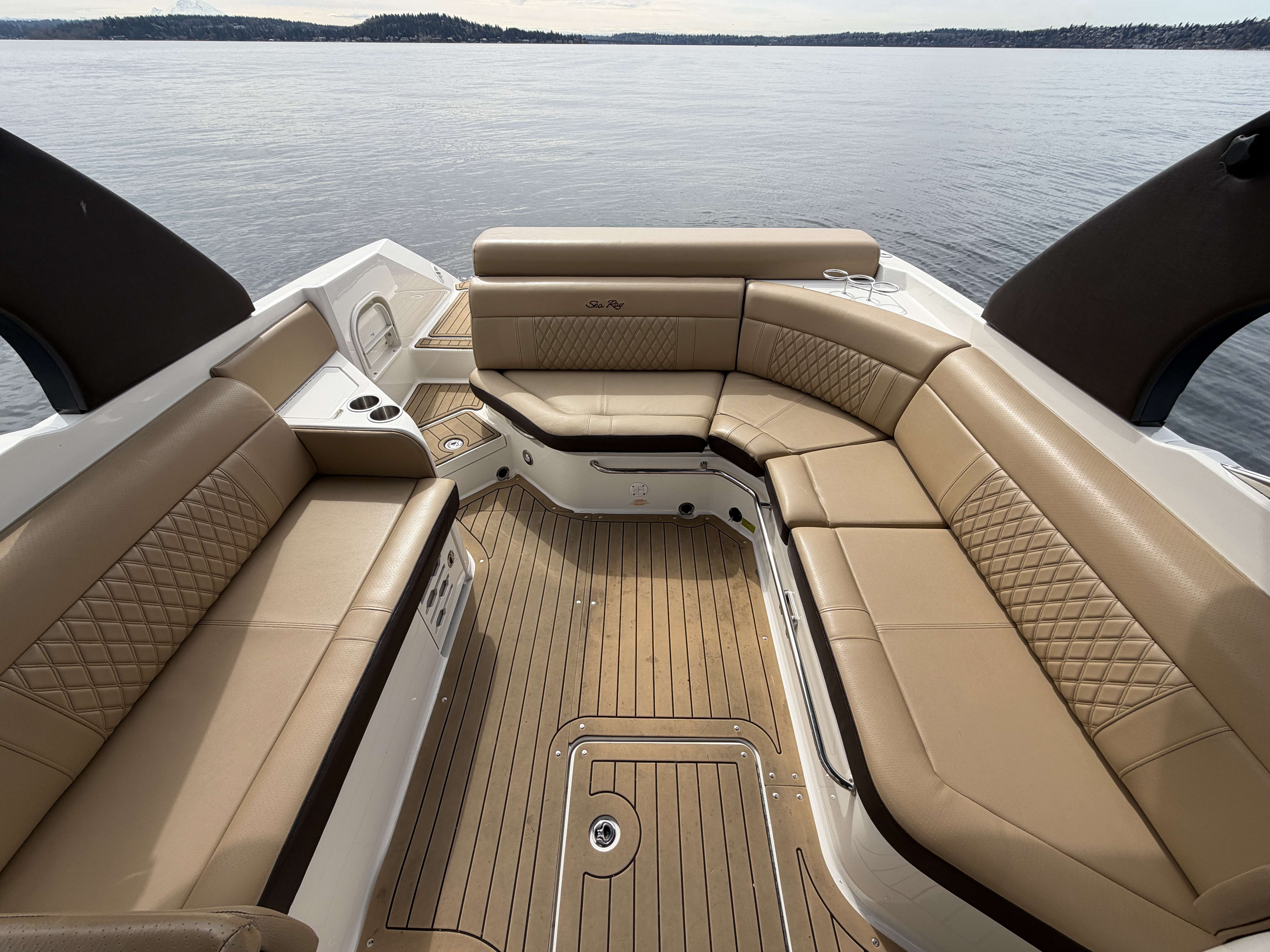 2019 Sea Ray SLX 280 - 18