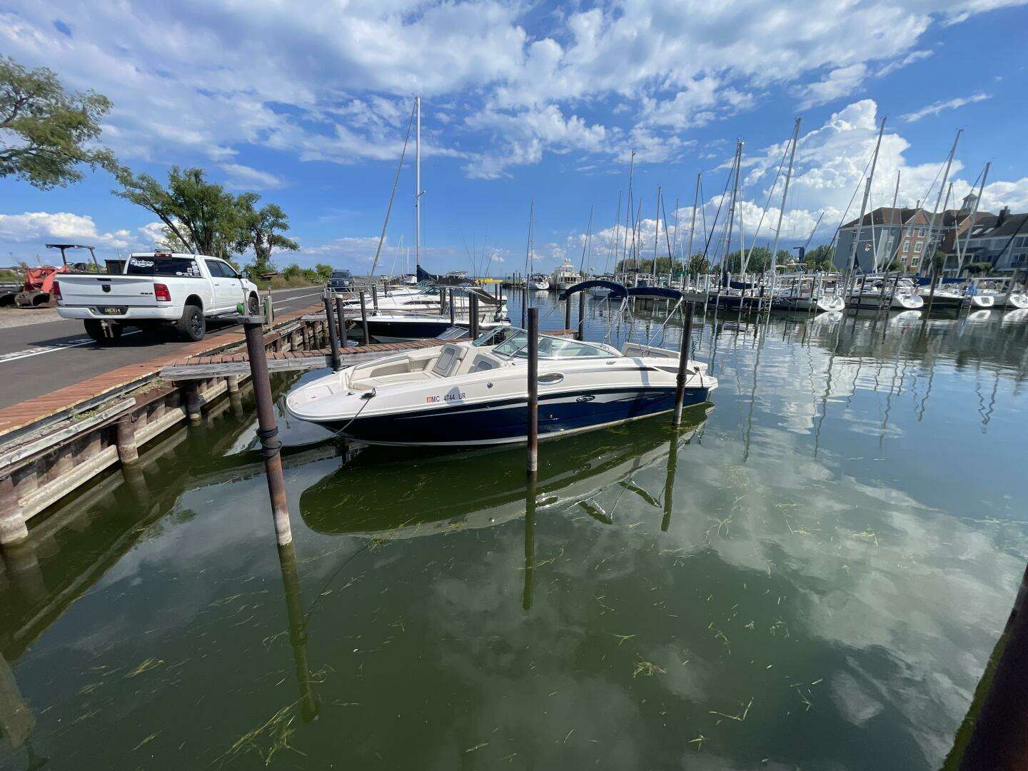 2010 Sea Ray 280 Sun Deck - Image 8