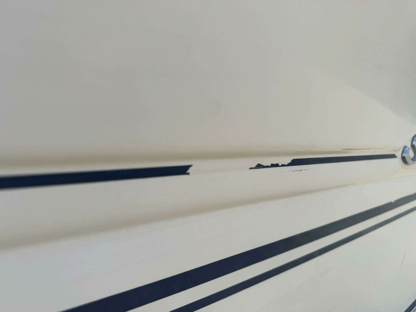 1999 Sea Ray 215 Express Cruiser - Image 204