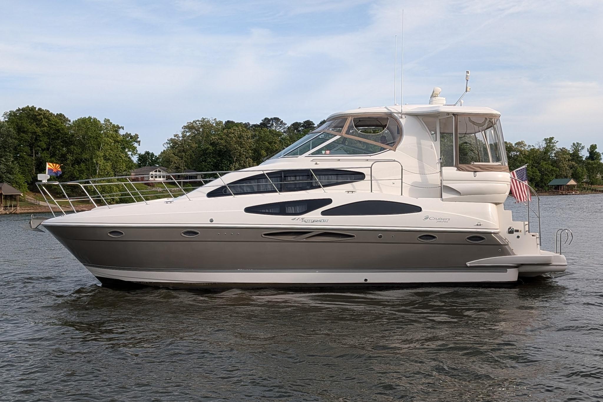 2008 Cruisers Yachts 415 Express Motoryacht