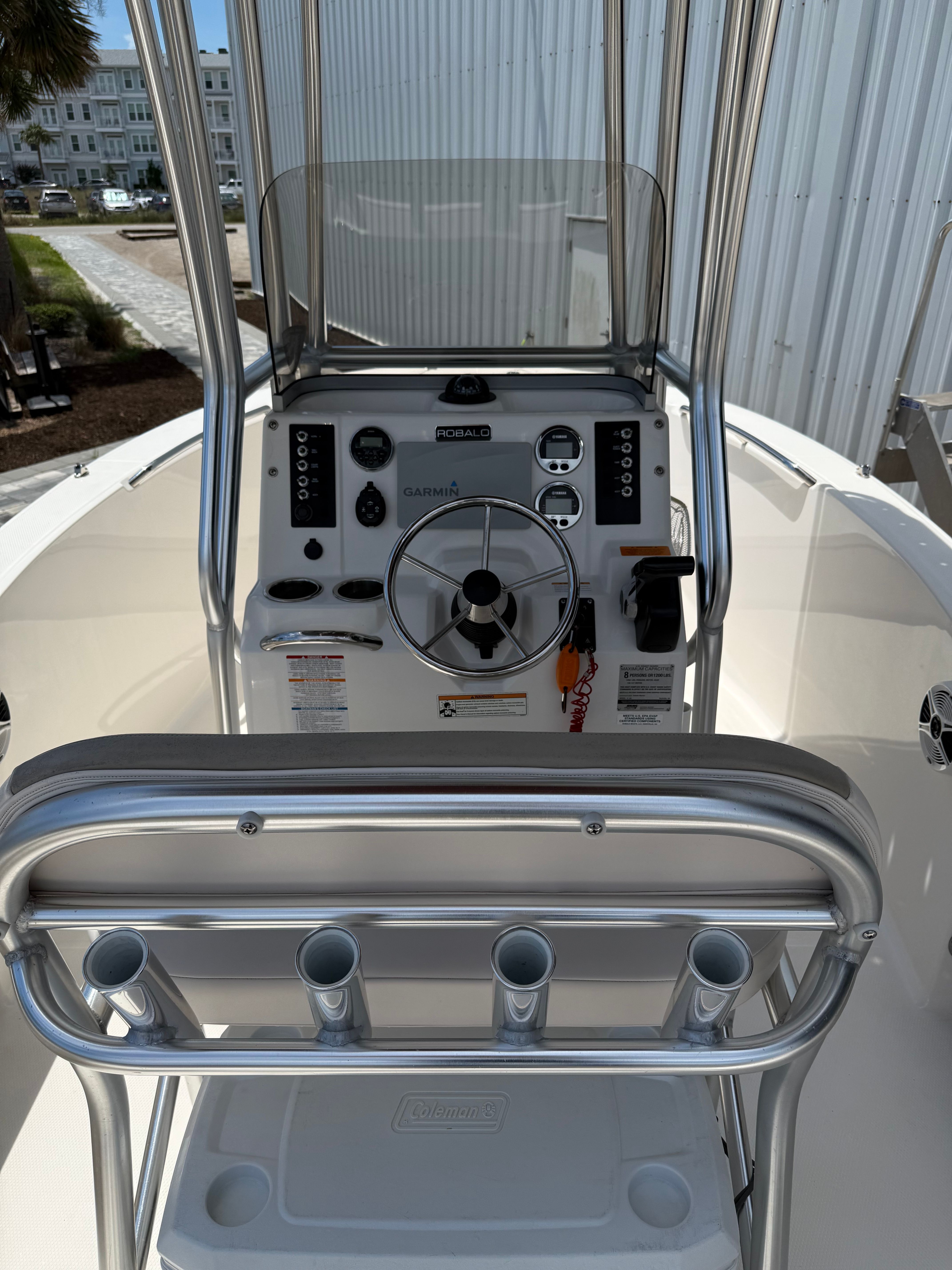 2017 Robalo R180 Center Console - 7