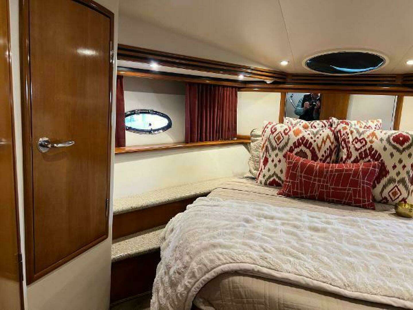 2001 Carver 450 Voyager Pilothouse - Image 53