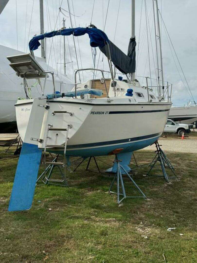 1987 Pearson 27 - Image 4