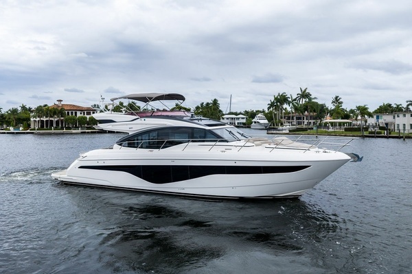 2020 Princess S62 Sportbridge