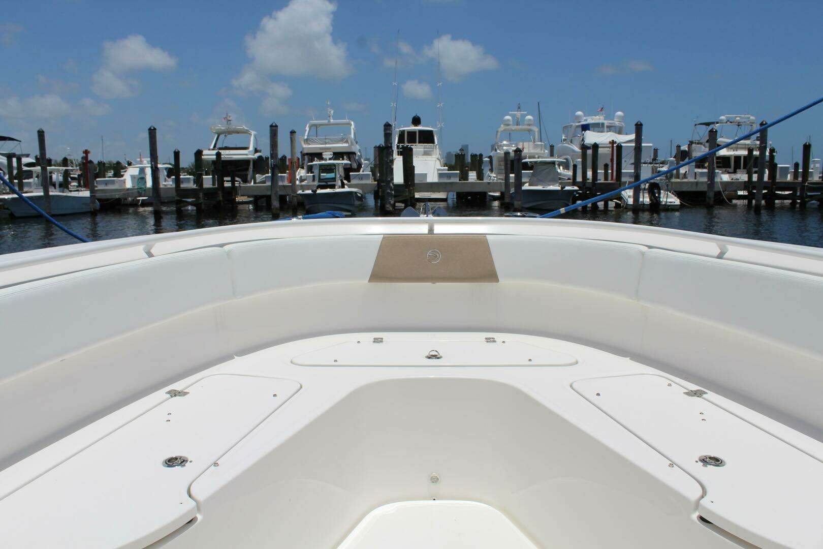 2016 Edgewater 370 - Image 8