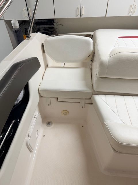 2008 Regal 2000LSR - 14