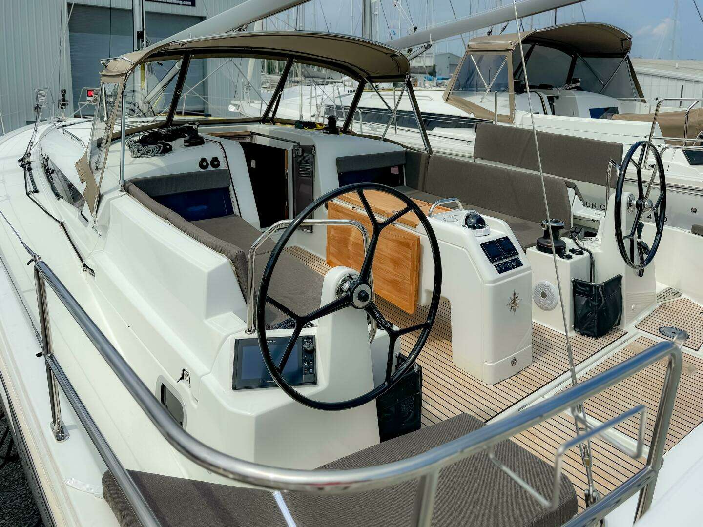 2023 Jeanneau Sun Odyssey 440 - Image 3