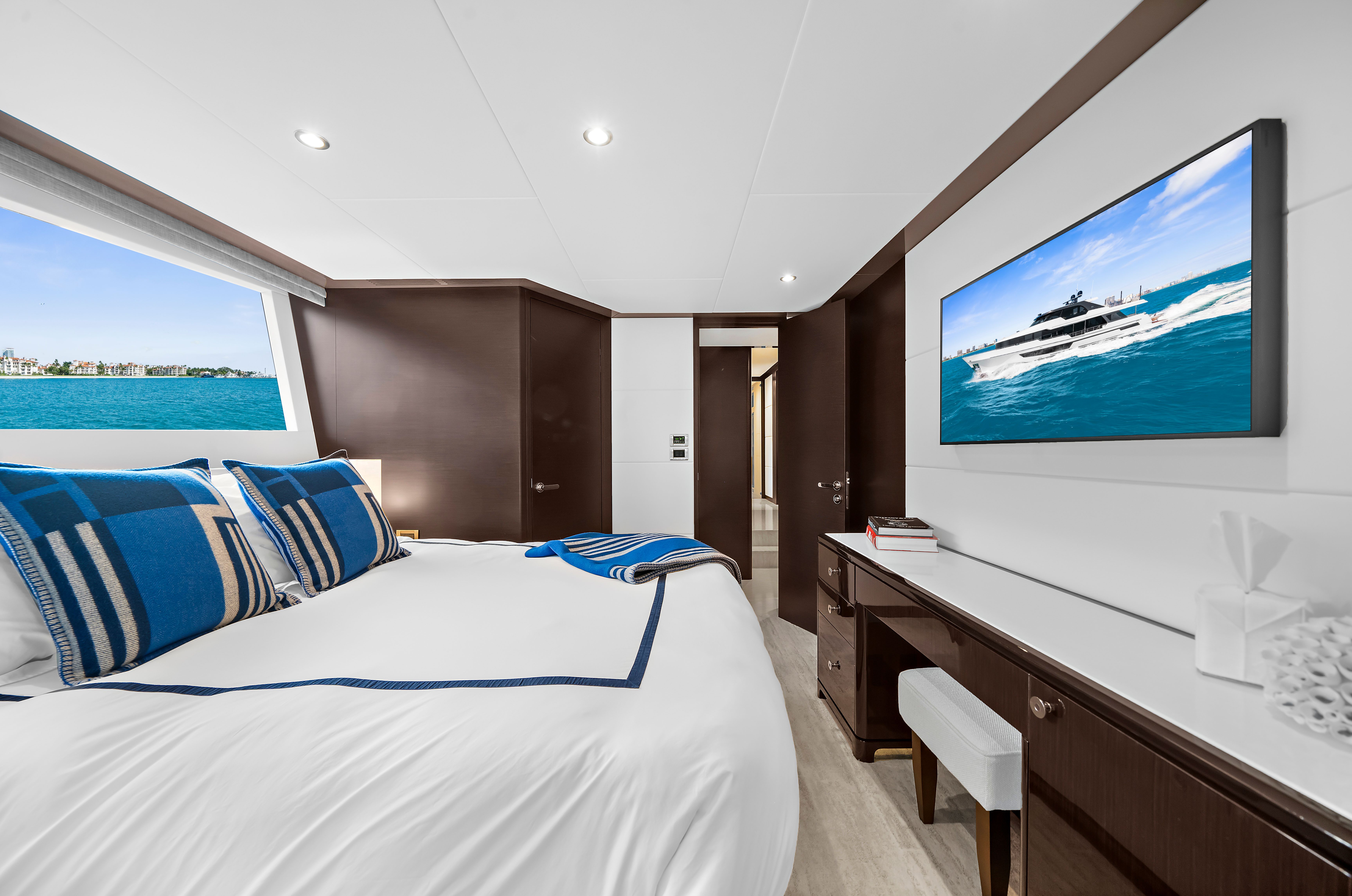 2024 Ocean Alexander 32L - 67