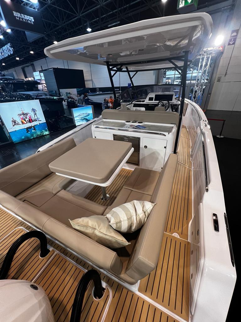 2026 STERK 31 WB Super Sport boat with sleek design and spacious seating area.