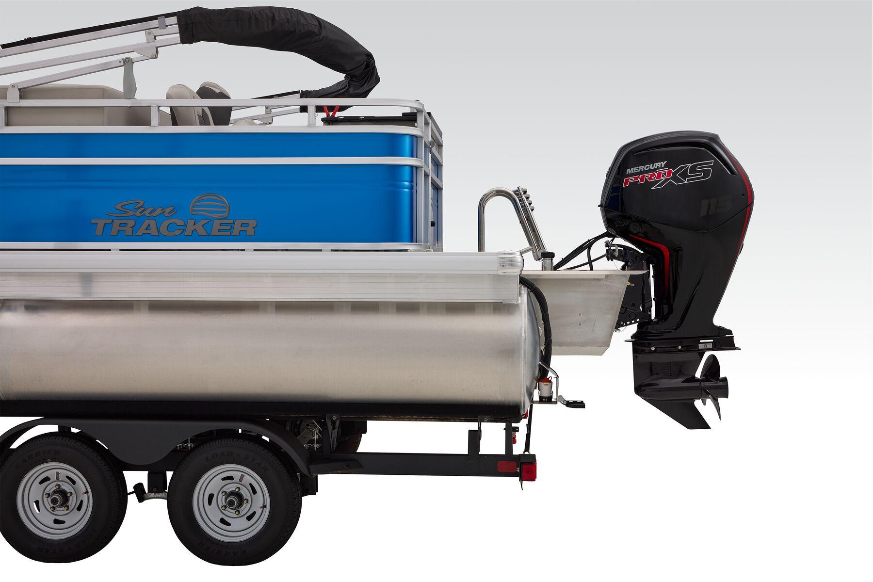 2026 Sun Tracker Fishin' Barge 20 DLX - 96