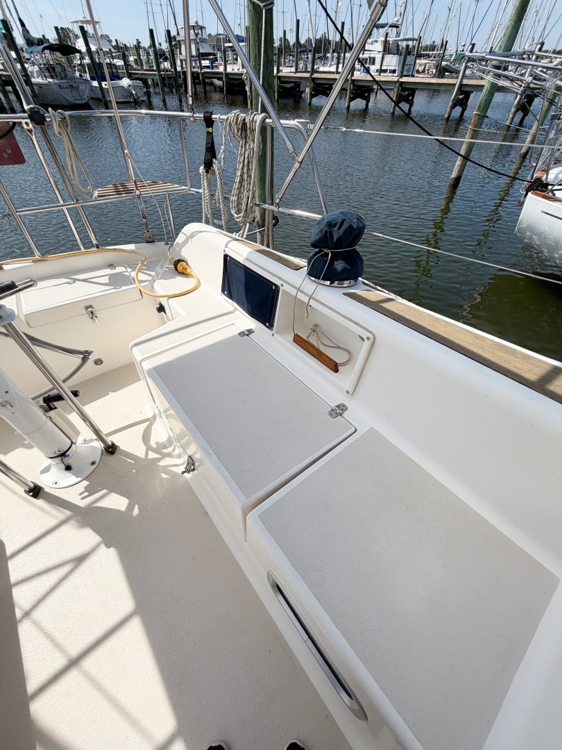 2001 Caliber 40 LRC - Image 17
