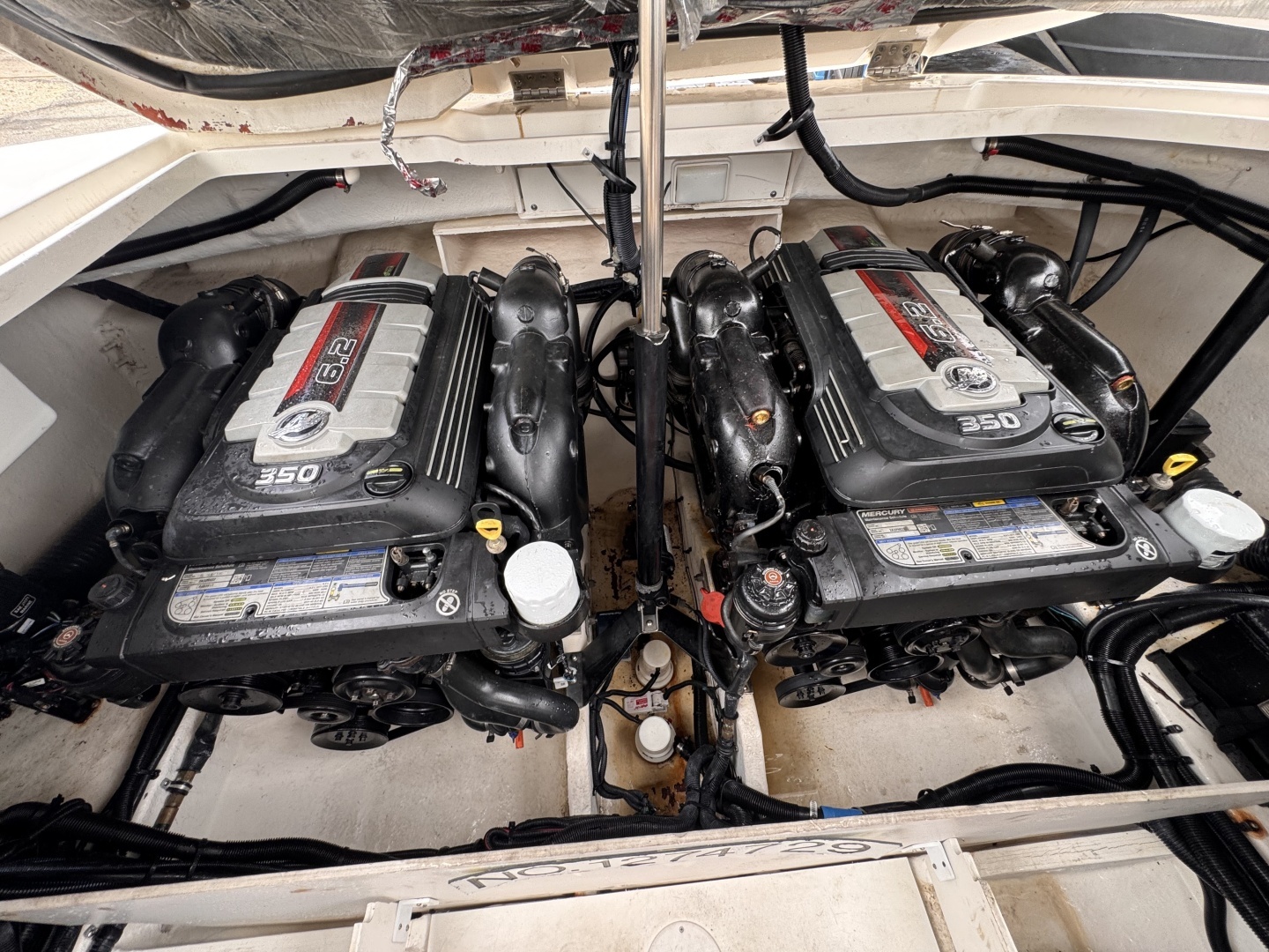 2016 Sea Ray 350 SLX - Image 26