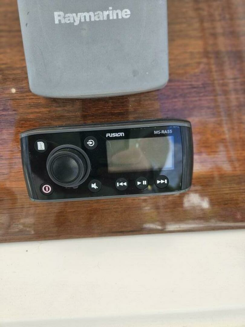 1995 Pursuit 2600 CC - Image 23