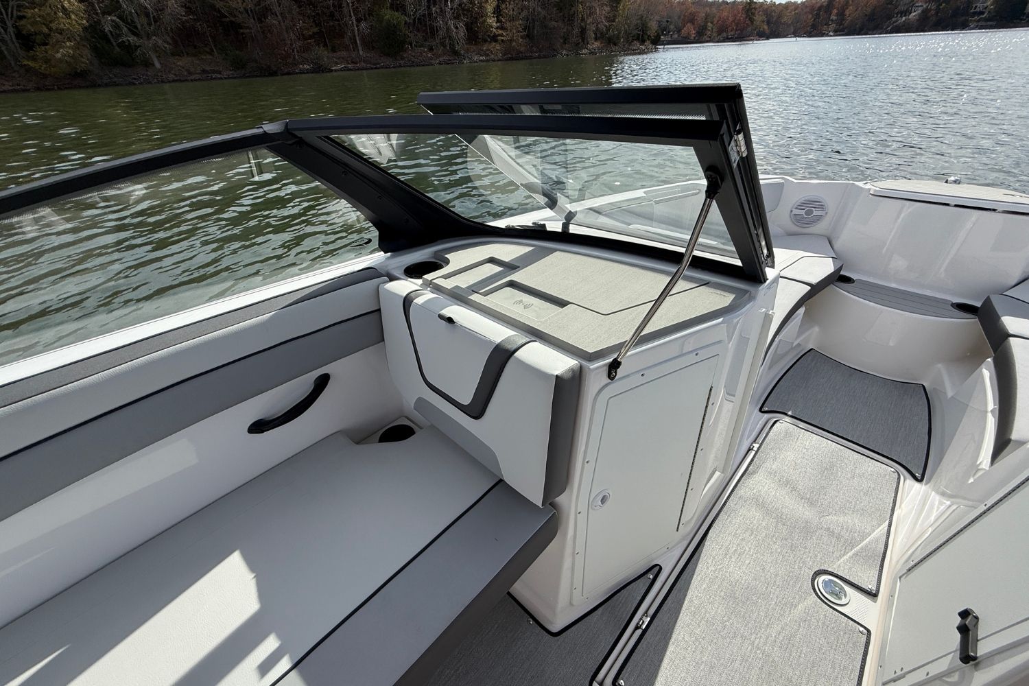 2026 Yamaha Boats AR220 - 21