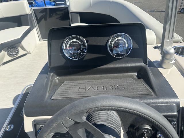 2025 Harris Breeze 230 CW - 13