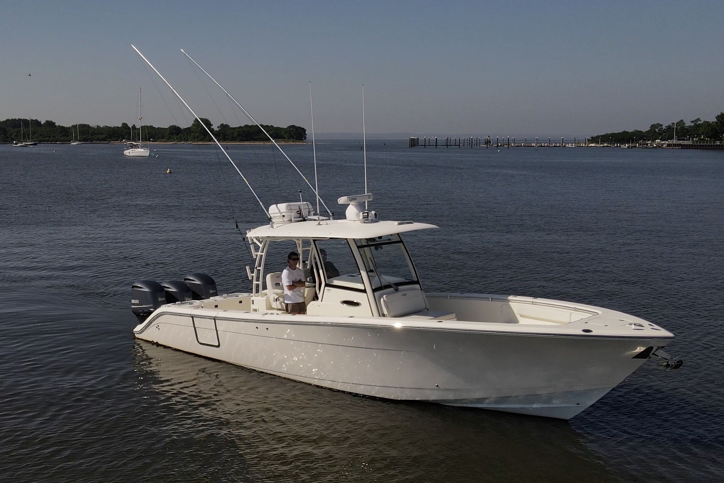 2015 Cobia Center Console 344 - 6
