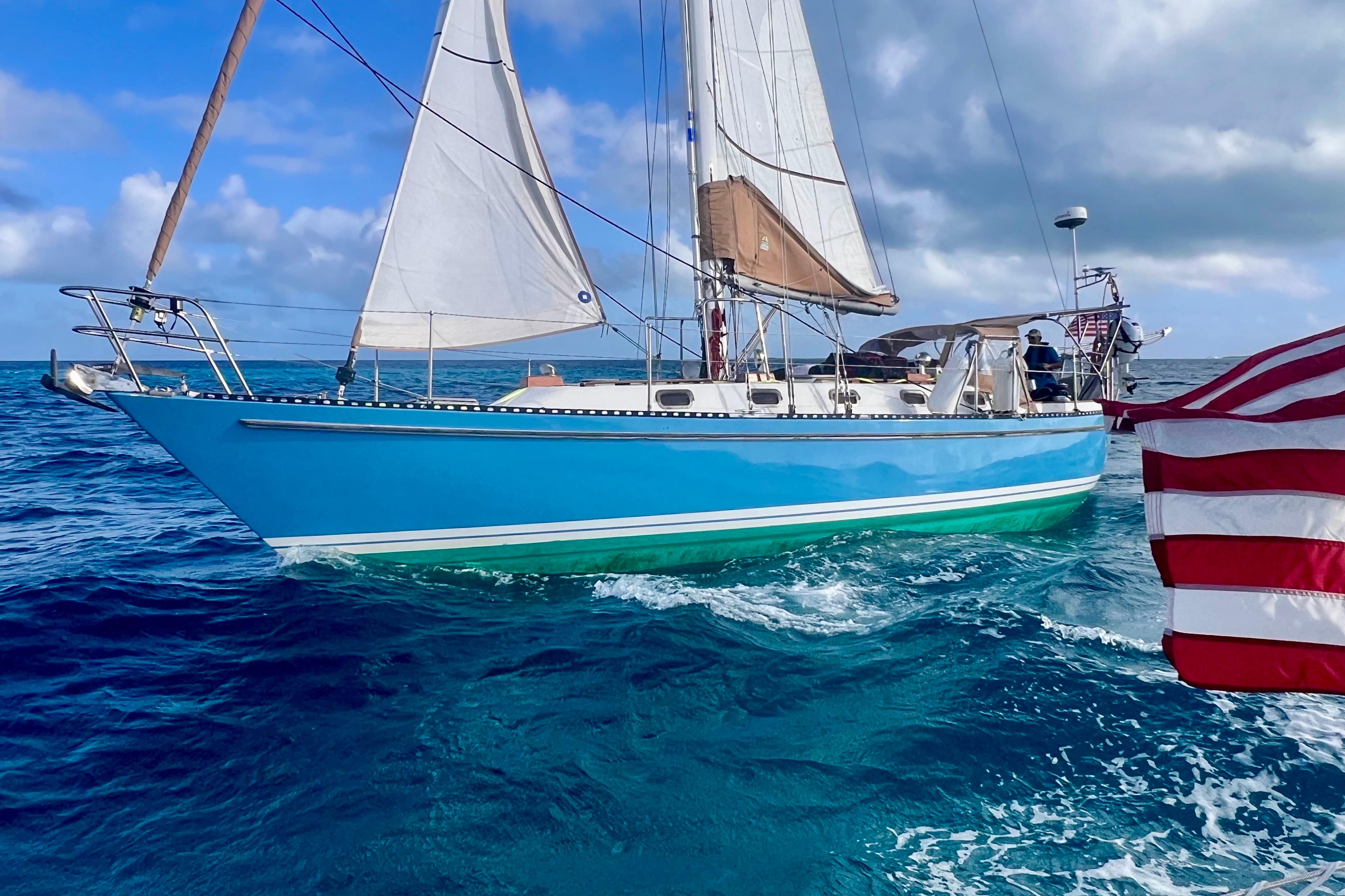 1985 Tayana Vancouver 42