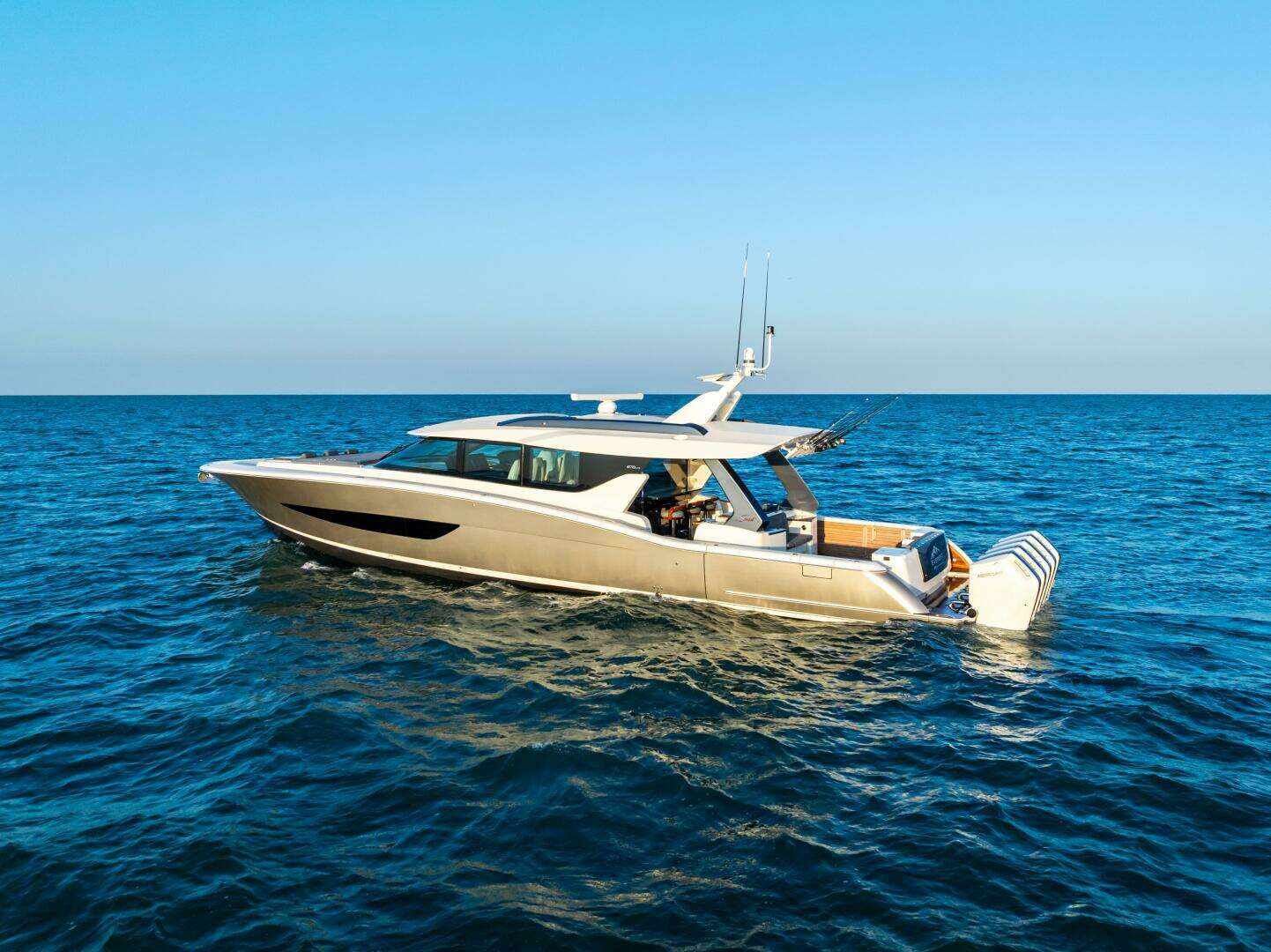 2026 Scout 670 LXS - Image 6