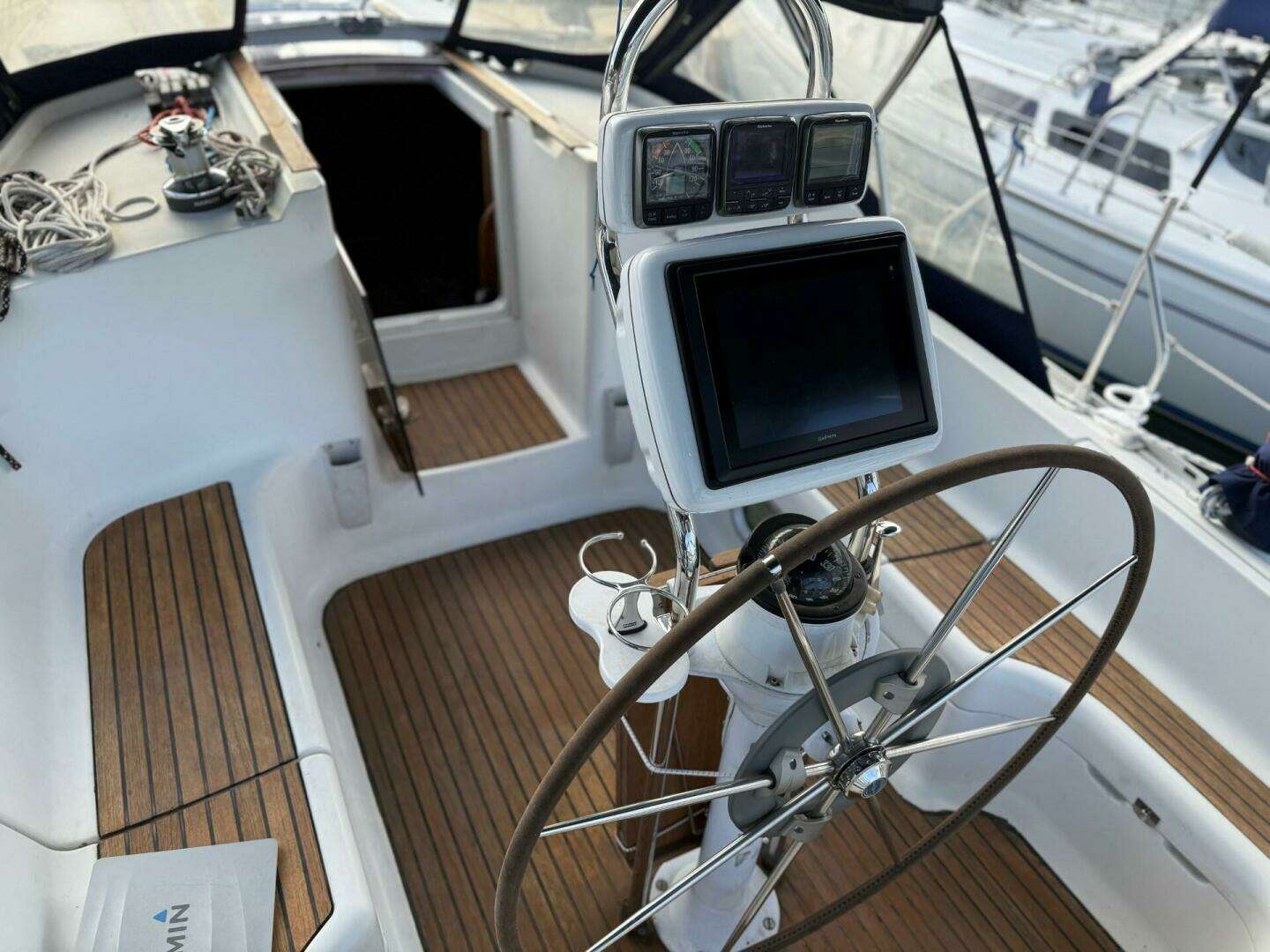 1999 Jeanneau 36.2 Sun Odyssey - Image 8