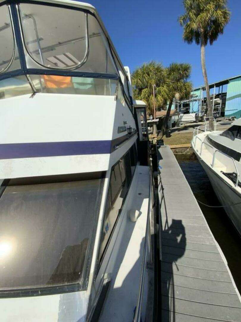 1987 President 41 Double Cabin Motor Yacht - Image 89