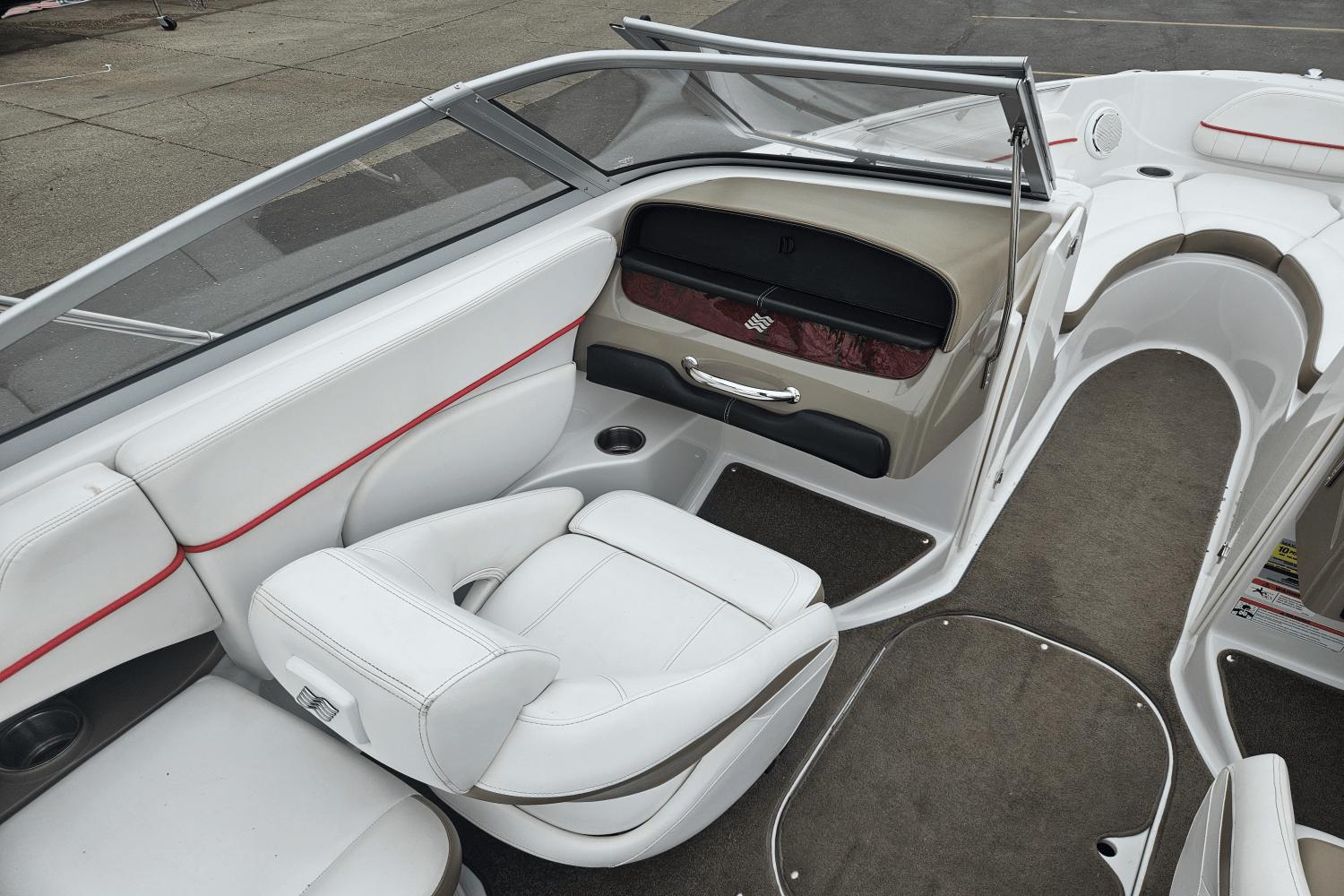 2008 Four Winns H220 - 12