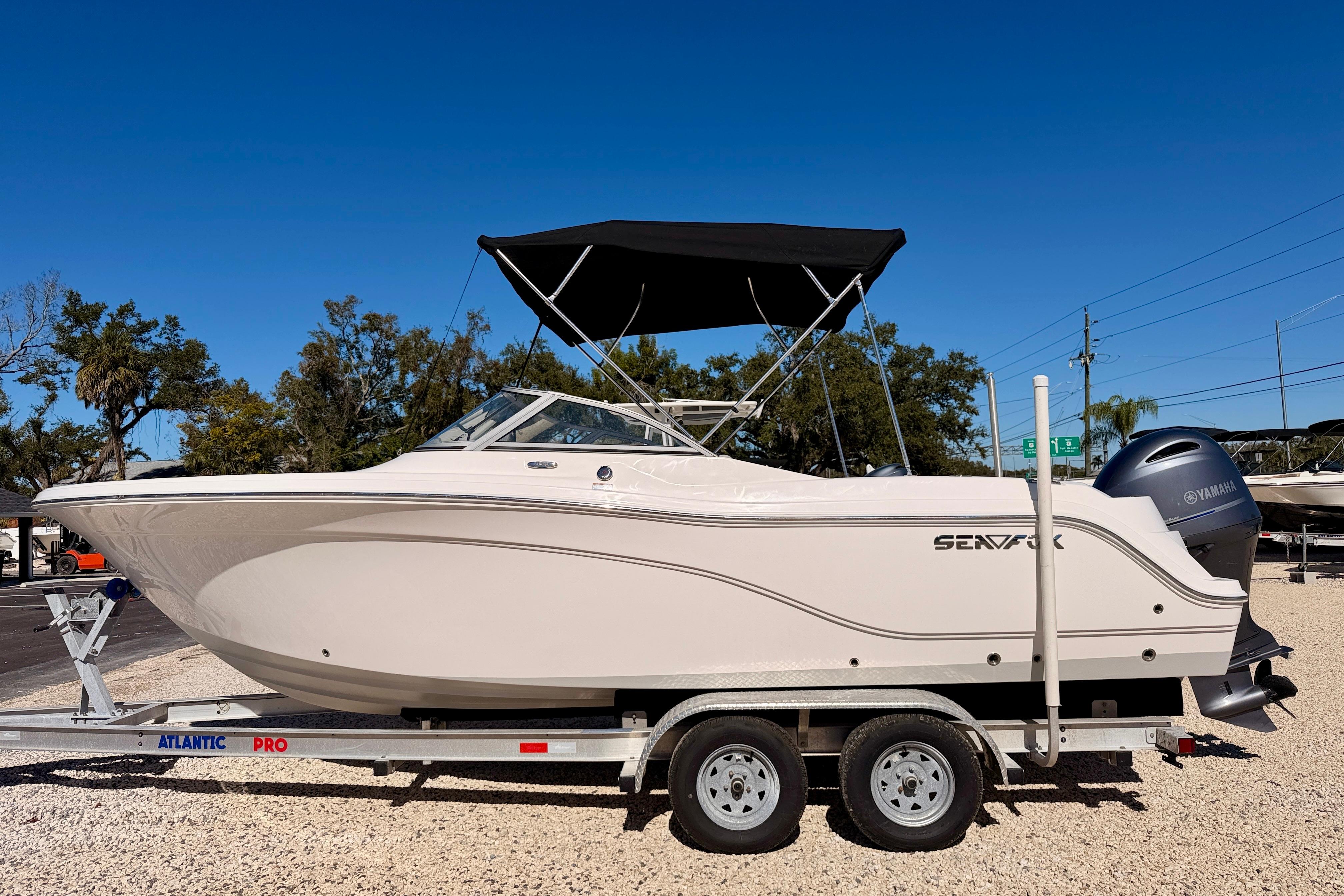 2023 Sea Fox 228 Traveler