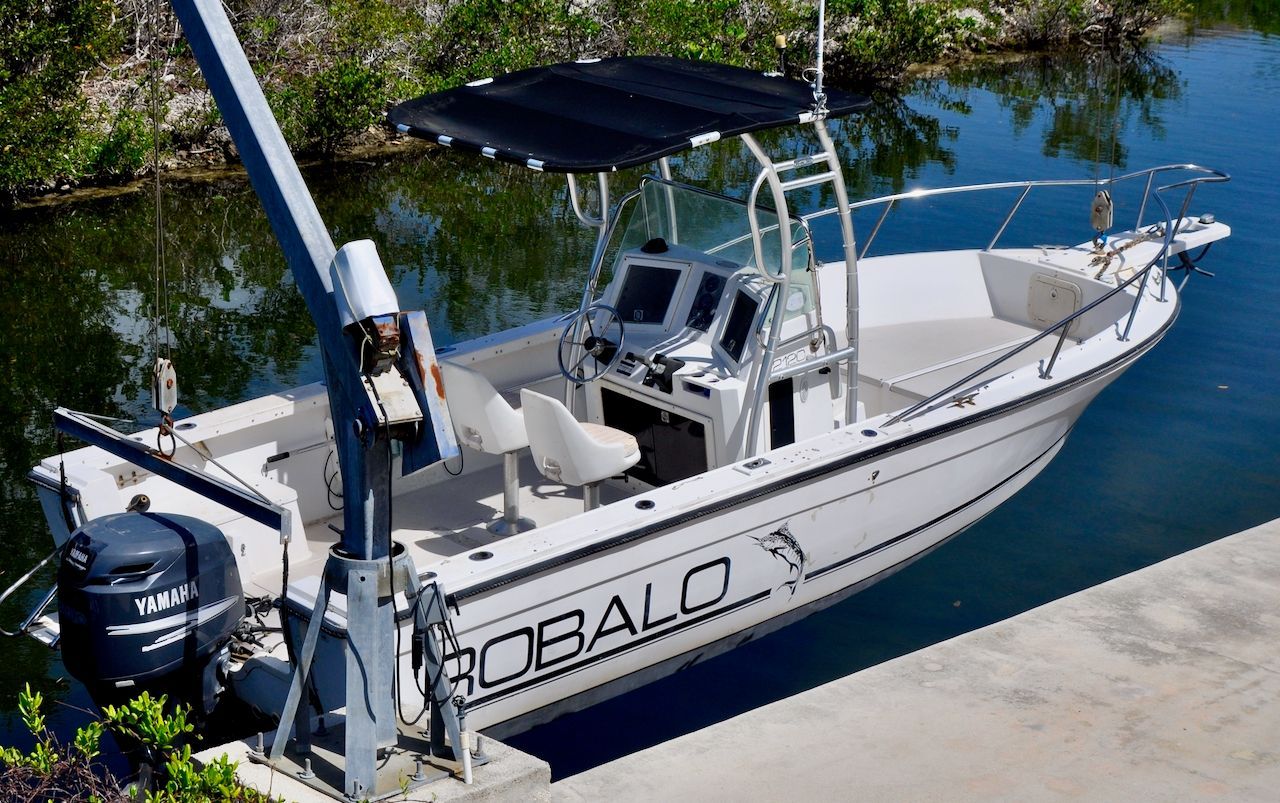 1992 Robalo 2120 Center Console