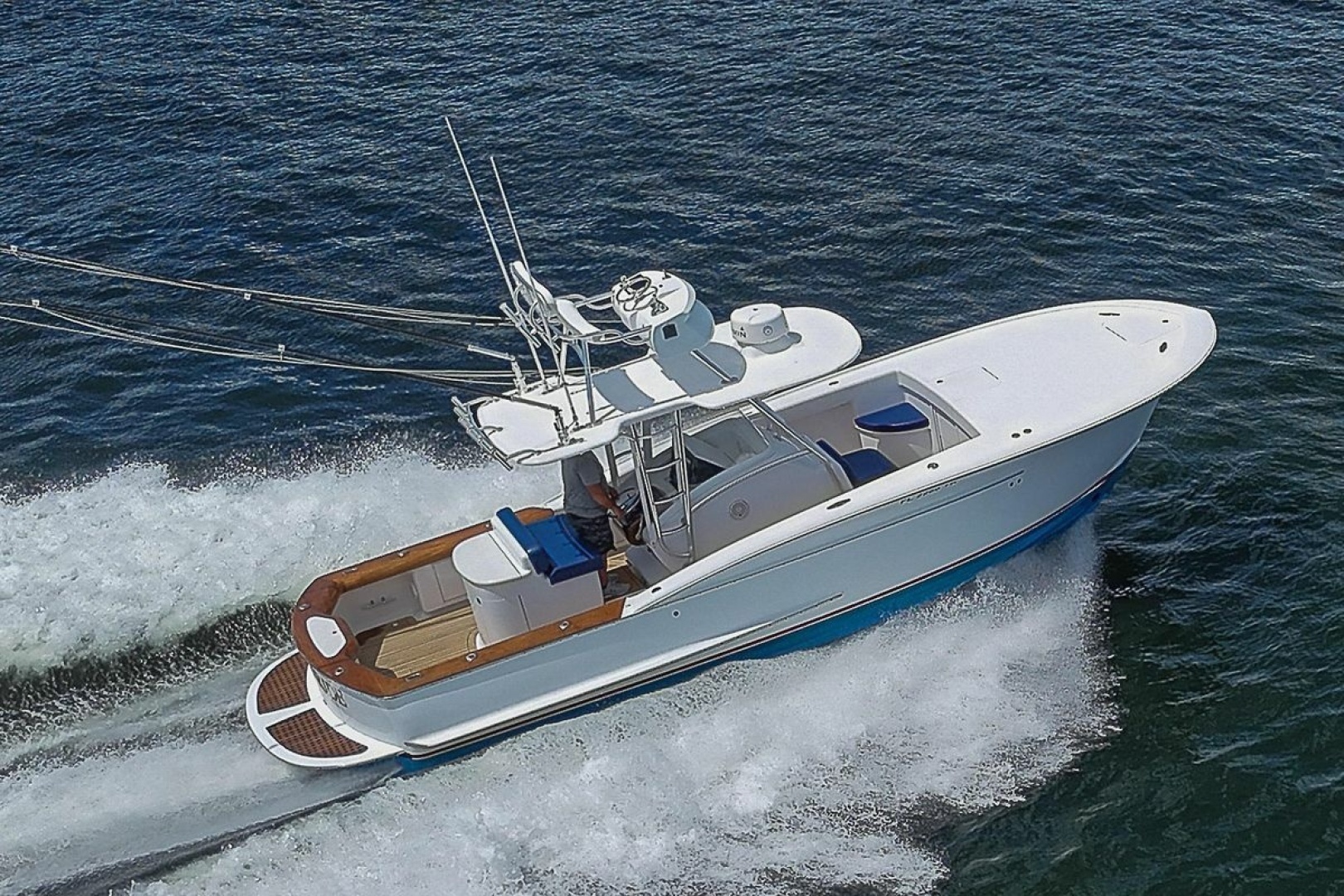 2010 Winter Custom Yachts Center Console - Image 3