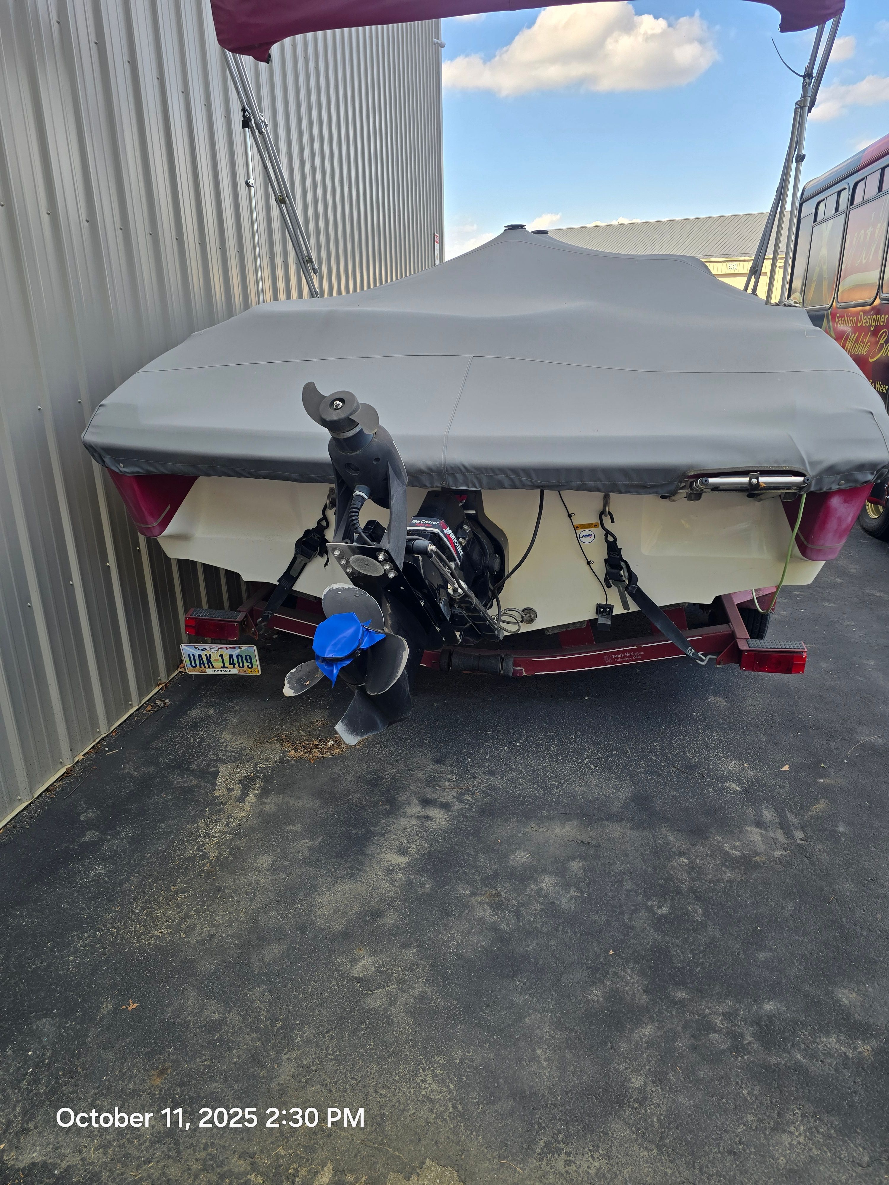 2001 Tracker 202 tahoe deck boat - 7