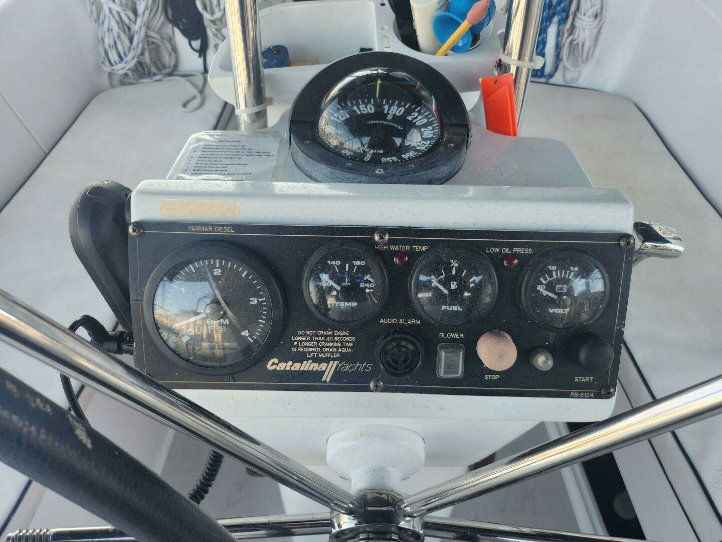 2012 Catalina 355 - Image 15