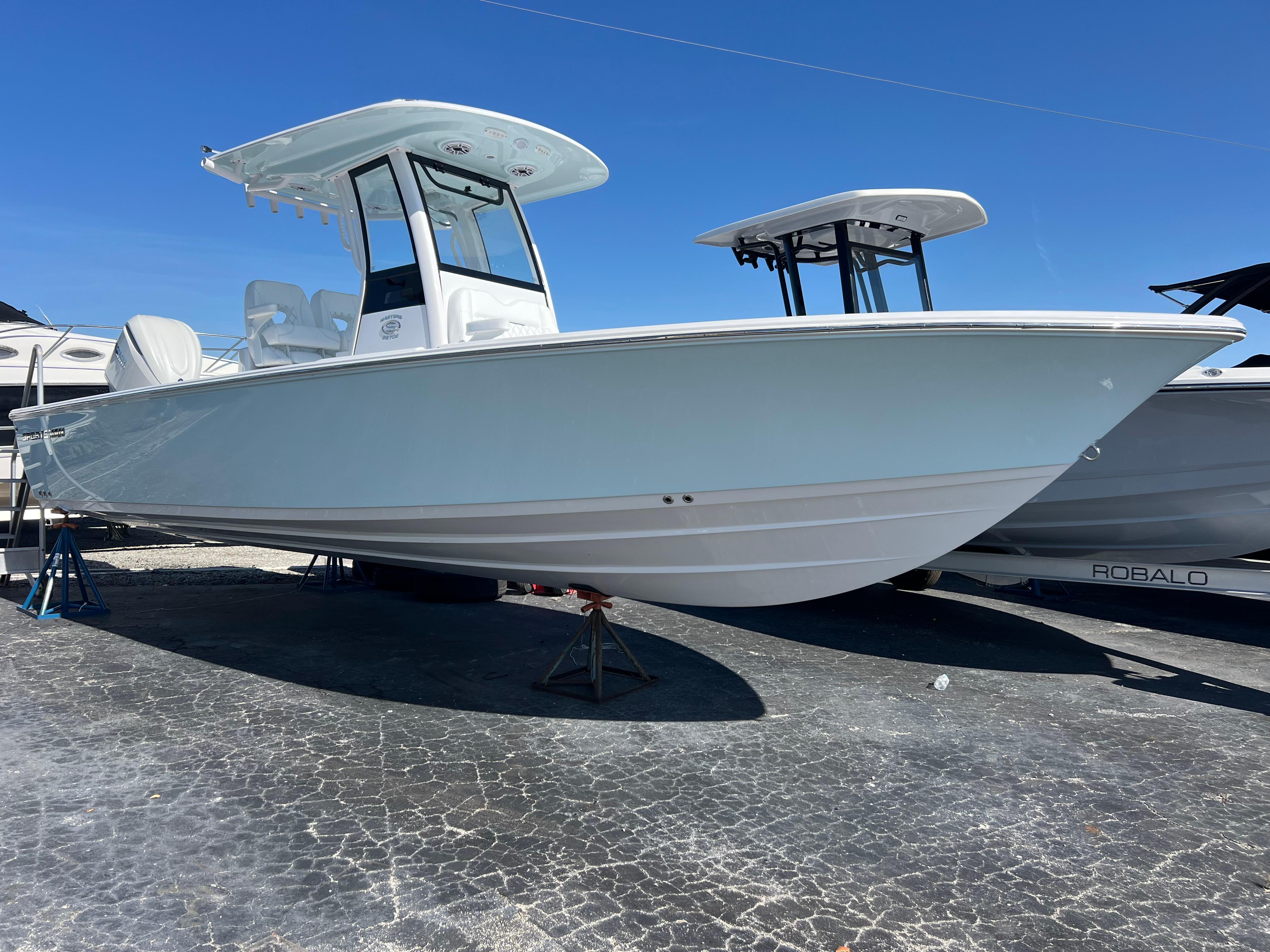 2025 Sportsman Masters 267OE Bay Boat