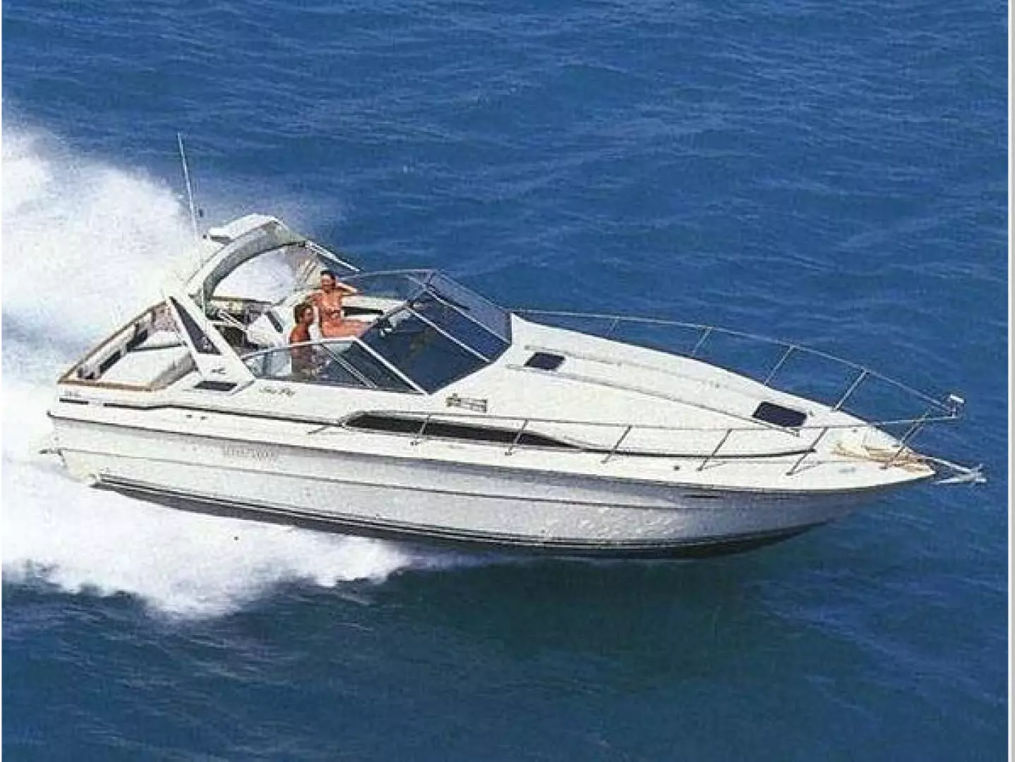 1988 Sea Ray 340 Express Cruiser - Image 31