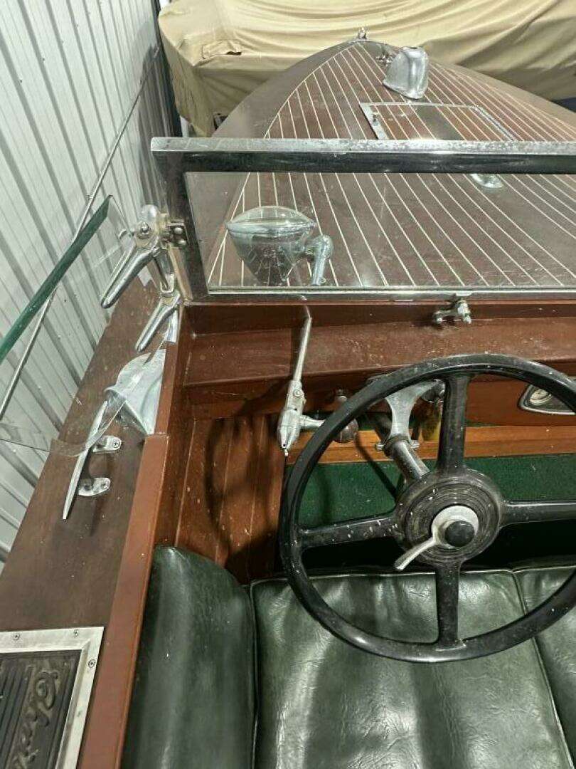1930 Chris-Craft Custom Runabout - Image 17