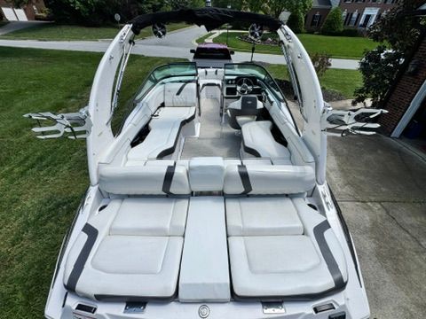 2018 Regal 23 RX Surf - 6