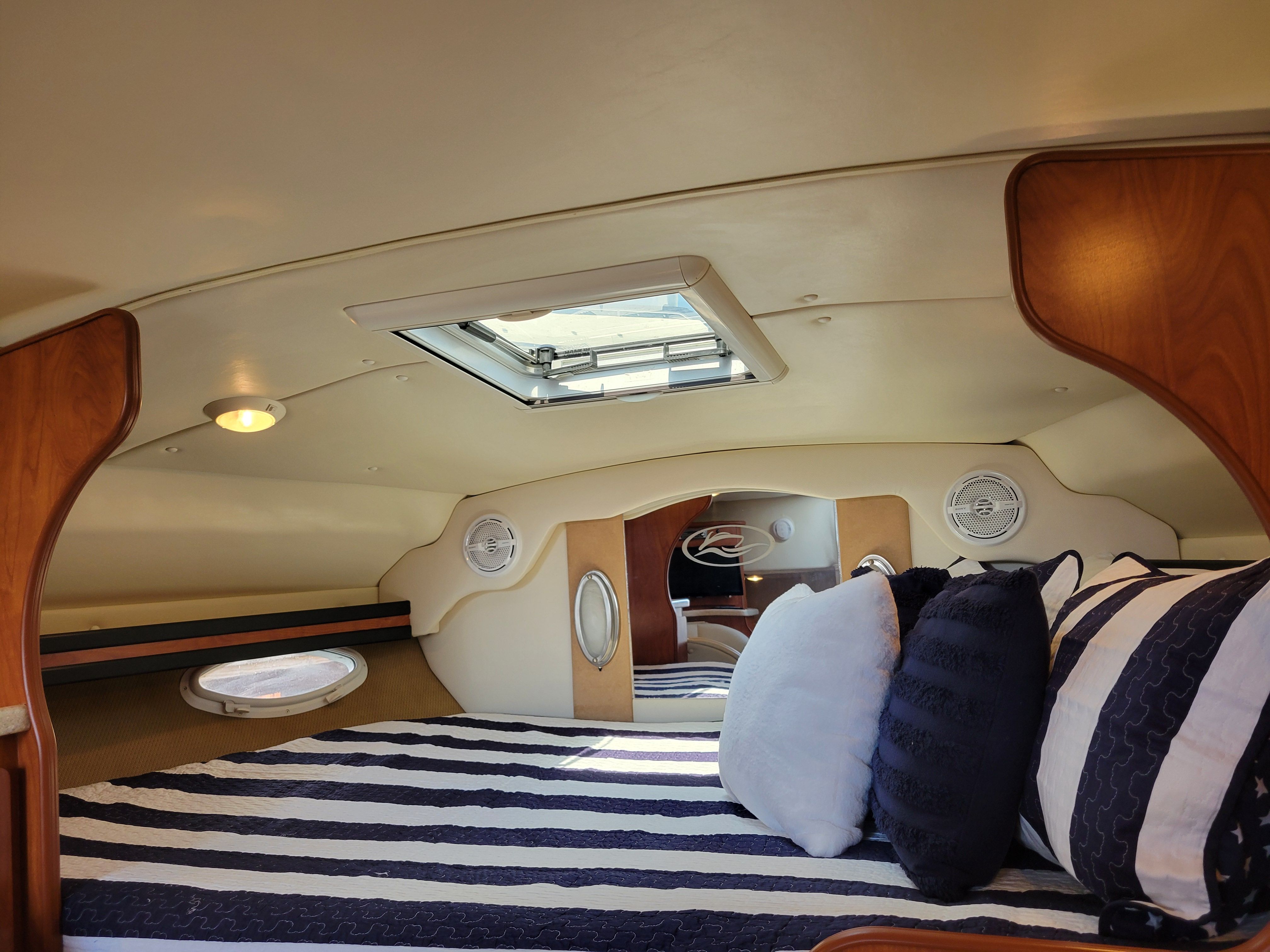 2008 Rinker Express Cruiser - 4