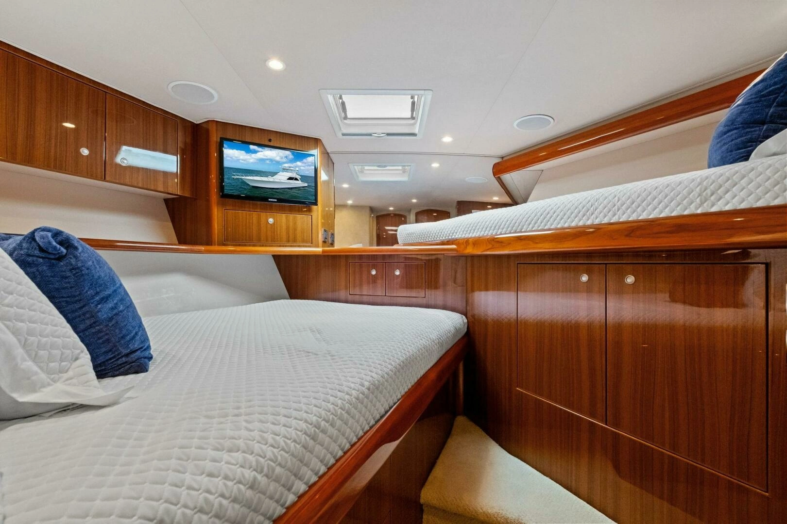 2008 Viking 64 Convertible - Image 63