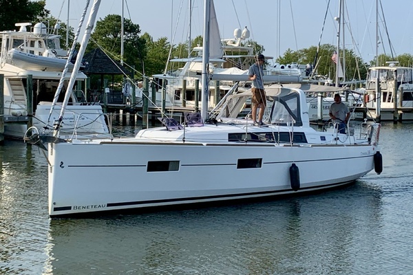2016 Beneteau 38