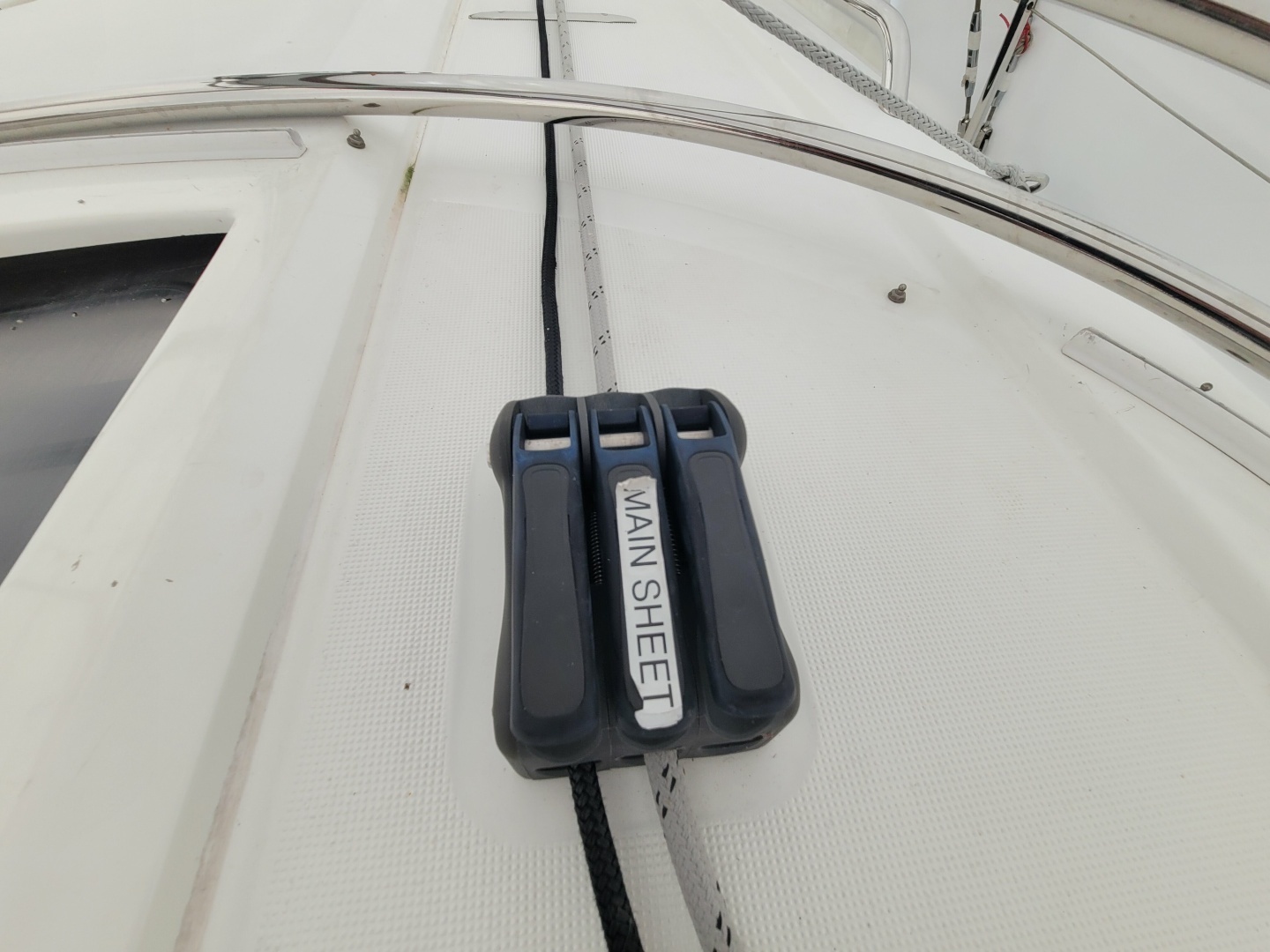 2020 Beneteau 30.1 - Image 21