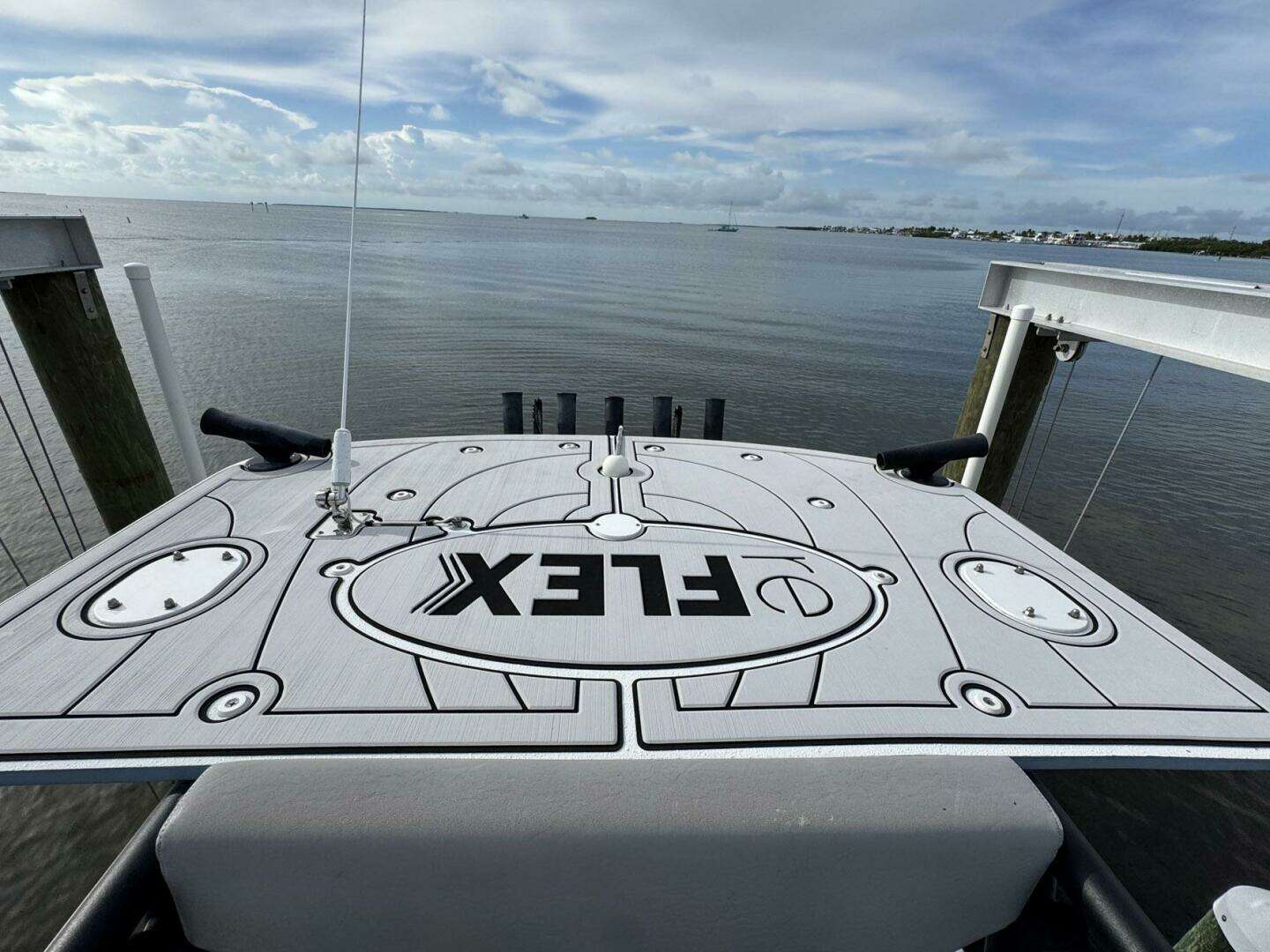 2021 Yellowfin 26 Hybrid - Image 30