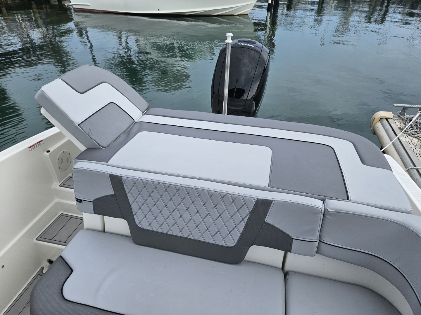 2024 Bayliner VR6 Bowrider OB - Image 15