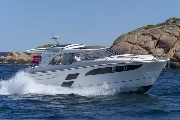 2026 Marex 360 Cabriolet Cruiser