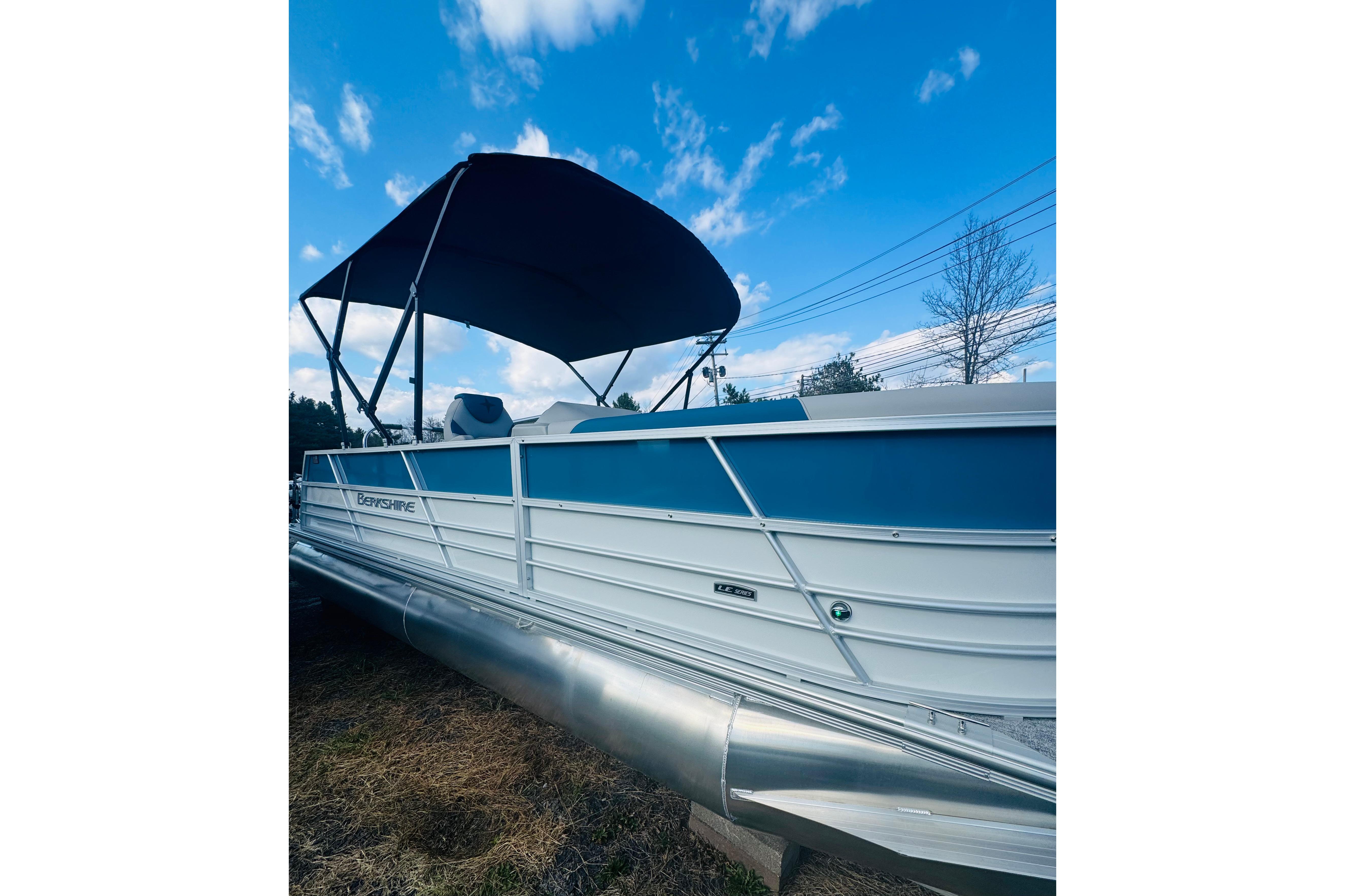 2026 Berkshire 22CL2 LE