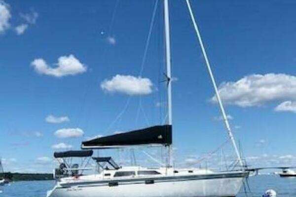 1992 Hunter 33.5